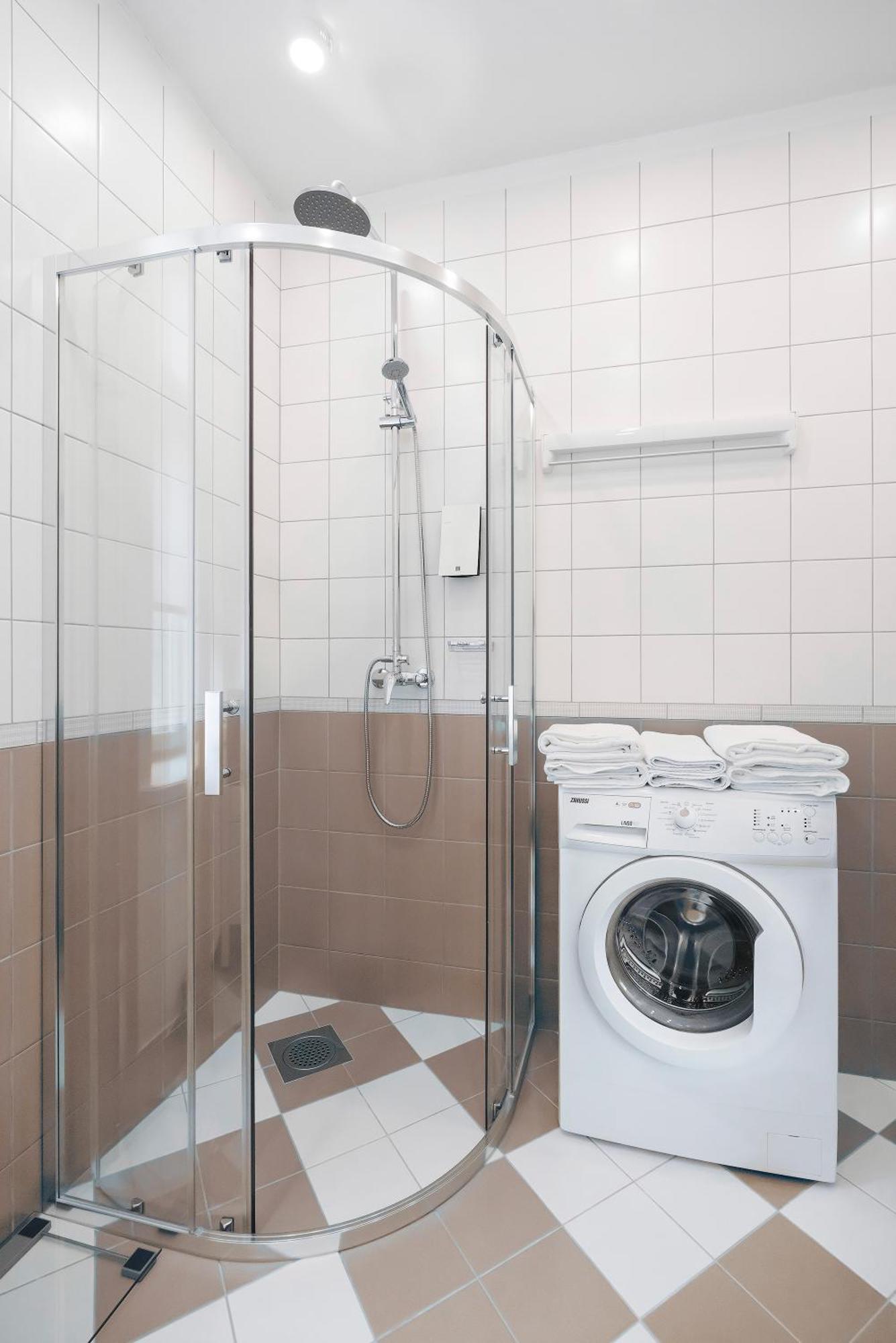 Revelton Suites Tallinn Talin Exterior foto